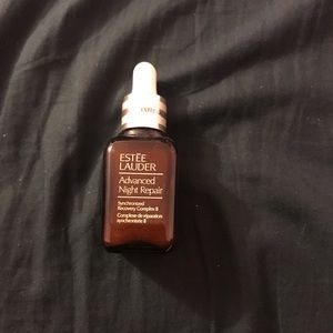 Estée Lauder advanced night repair serum